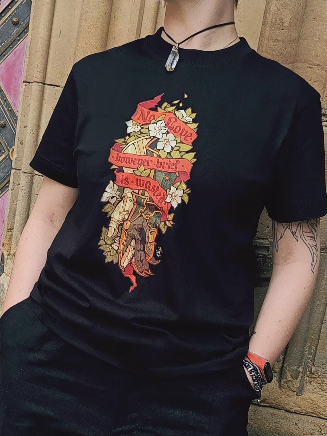 No Love However Brief Is Wasted Medieval Design Unisex T-shirt